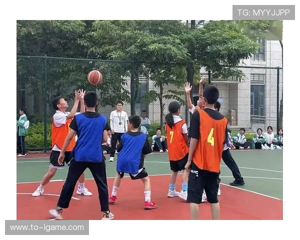 探寻新时代篮球运动员成长之路与竞技精神全面绽放魅力展现力量篇章