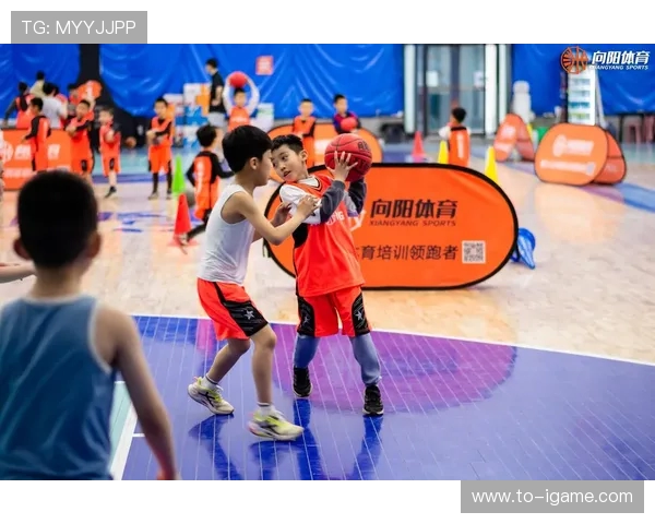 对话吴芳：回顾她的篮球生涯与奋斗历程的精彩瞬间