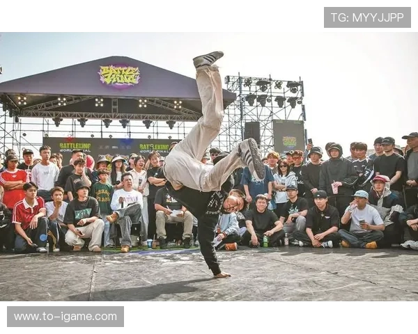 武汉街舞队心理素质的转变与热议街舞文化的深度融合探讨 武汉街舞队心理素质的转变与热议街舞文化的深度融合探讨