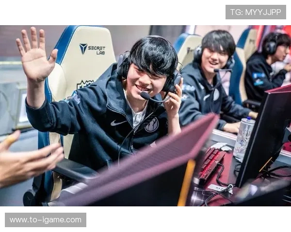 青年赛分析：FPX团队协作展现出色配合与默契