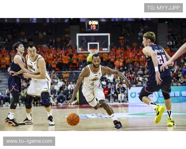 广东与辽宁半决赛精彩录像回顾见证篮球激情与团队精神的巅峰对决